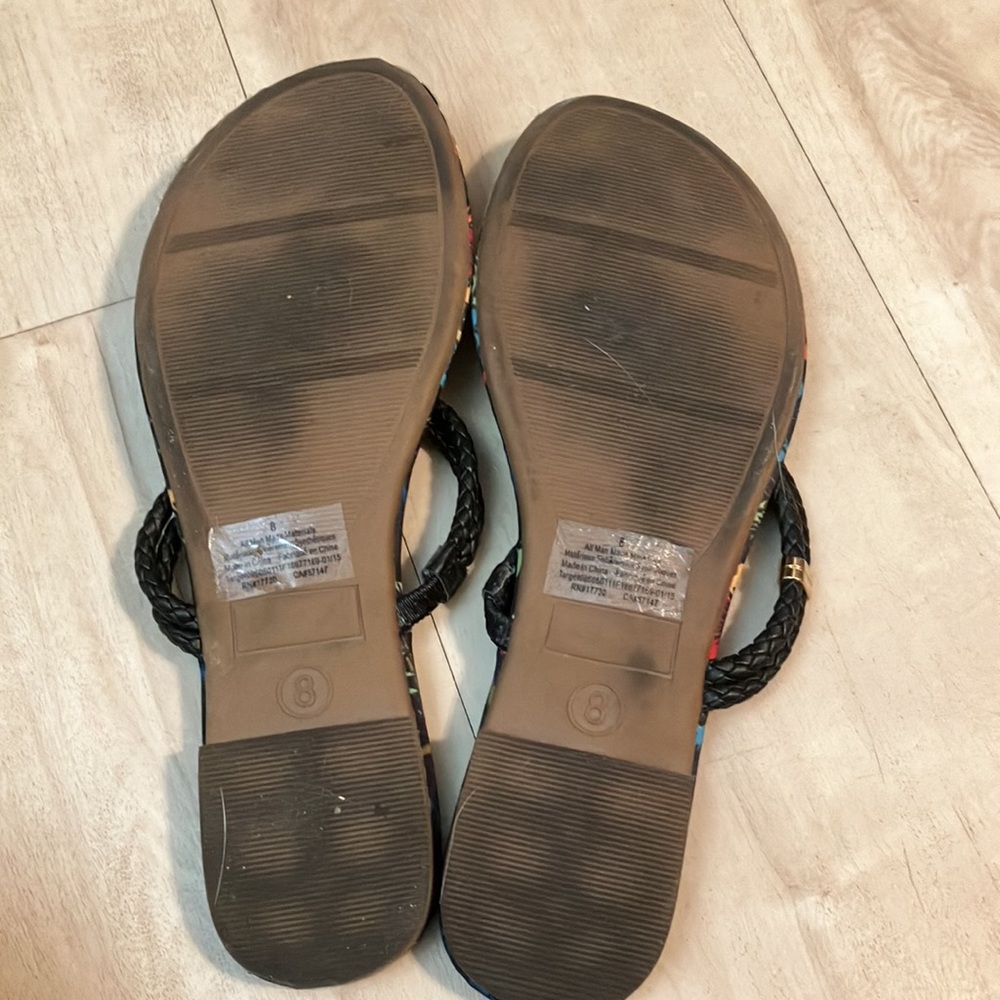 Mossimo Sandals - Picture 3 of 4